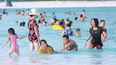 Lập team khám phá “biển trong lòng Hà Nội” dịp Quốc khánh