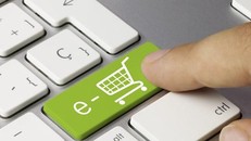 Thủ tướng yêu cầu quản lý thuế thương mại điện tử hiệu quả hơn 