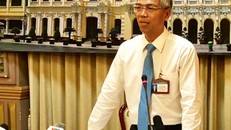 Ông Võ Văn Hoan chủ trì buổi họp báo trưa nay. Ảnh:Tuyết Nguyễn.