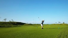 Giải thưởng kỷ lục với 20 xe sang tại SMIC Golf Challenge Tournament 2017