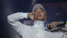 Sơn Tùng M-TP biểu diễn tại Đại nhạc hội Dream On ở Đà Nẵng