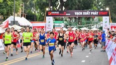 Hơn 5.000 vận động viên chuyên nghiệp và không chuyên tham gia giải Marathon quốc tế TP.HCM Techcombank 2017 