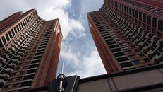 Nhà ở hạng sang và cao cấp mất thế thượng phong