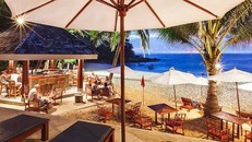 Ocean Bar và Beach Bar với góc mở 270 độ cho bạn một tầm nhìn hoàn hảo ra biển Hải Ninh