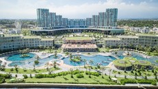 Dịp lễ năm nay là cơ hội tuyệt vời để nghỉ xả hơi, tái tạo nguồn năng lượng tại “Thiên đường nghỉ dưỡng 4 mùa” FLC Sầm Sơn.