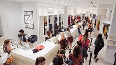 Rent The Runway mở ra cơ hội khách hàng tiếp cận hàng hiệu với chi phí thấp