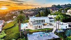 Bevery Hills – biểu tượng của sự phồn thịnh và xa hoa của giới nhà giàu