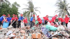 Chiến dịch ‘Hãy làm sạch biển’ 2018 thu gom được 1.282 tấn rác thải 