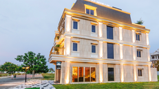 Với người mua an cư, dịch Covid-19 là thời điểm lý tưởng để mua được ngôi nhà trong mơ với mức giá đẹp hiếm có.