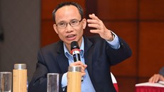 TS Cấn Văn Lực: Ngân hàng nhà nước không có công văn chỉ đoạ tất cả các ngân hàng đóng cửa cho vay bất động sản.