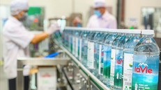 La Vie là doanh nghiệp duy nhất tại Việt Nam được cấp chứng nhận quốc tế về quản lý nước bền vững từ Liên minh Quản lý Nước (AWS).