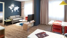 Capri by Fraser và ibis Saigon South "đổi chủ"