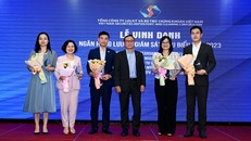 Ngân hàng Shinhan Việt Nam 2 năm liền đạt danh hiệu “Ngân hàng lưu ký giám sát tiêu biểu”