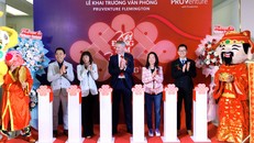 Văn phòng PRUVenture thứ 5 tại Việt Nam chính thức khai trương, hứa hẹn sẽ là điểm đến lý tưởng của khách hàng Prudential tại khu vực để có thể dễ dàng trao đổi thông tin, tìm hiểu và đáp ứng trọn vẹn các nhu cầu về bảo hiểm.