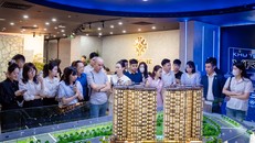 Người mua nhà quan tâm căn hộ chung cư giá hợp túi tiền.