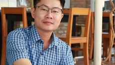 Nhà báo Nguyễn Đức