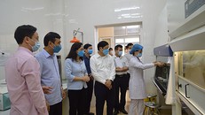 Hệ thống máy xét nghiệm tại CDC Thái Bình. Ảnh: Báo Nhân Dân