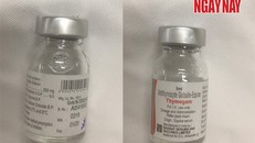 Chai hóa chất hết hạn được truyền cho con anh Vũ. Ảnh: Bố bệnh nhân cung cấp