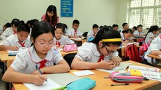 Miễn phí cho học sinh THCS: Liệu có lấy khoản này 'đập' vào khoản kia?