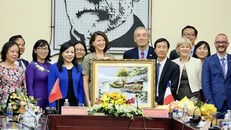 Tăng cường hợp tác y tế giữa Pháp - Việt Nam