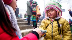 Mưu sinh trong giá rét ở Sa Pa