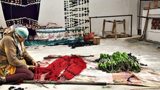 Thợ thủ công Uzbekistan.