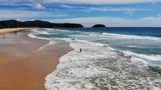 Thiên đường du lịch… thành hoang đảo