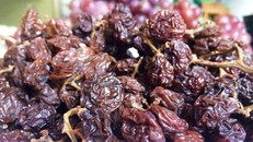 Nho sấy Ninh Thuận được nhiều người ưa chuộng