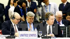 Các đại biểu đại diện các nền kinh tế APEC tham dự hội nghị. (Ảnh: An Đăng/TTXVN)