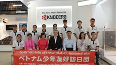 Lễ chào đón tại trụ sở chính của Kyocera ở Kyoto
