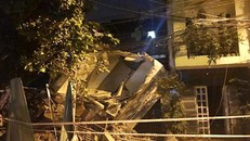 Căn nhà đổ sập hoàn toàn