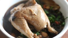 Món gà hầm bổ dưỡng