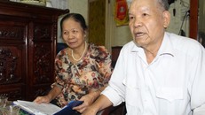 Lão quân nhân Lê Văn Duật luôn có vợ - bà Lê Thị Kim Dinh ủng hộ và động viên