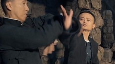 Dân tình "sốt xình xịch" ngắm Jack Ma múa võ trong trailer phim mới