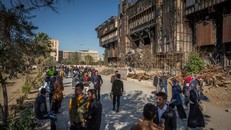 Trường ĐH Mosul bị thiêu rụi bởi phiến quân IS đang thu hút nhiều sinh viên trở lại. (Nguồn: NYTimes)