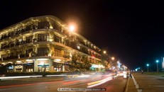 Bến Sisowath về đêm.