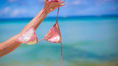 Top bãi biển dành cho những ai thích nude nổi tiếng thế giới