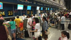 Hàng không đồng loạt điều chỉnh tăng nhiều loại giá, phí