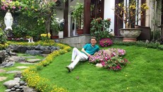 Một trong số những tài sản đáng giá của Đàm Vĩnh Hưng phải kể đến căn biệt thự màu trắng nằm ở quận 10, Tp.HCM