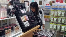 Hàng đồng giá Nhật, Hàn: Cơn sốt giới trẻ Việt