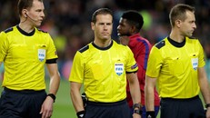 Tại World Cup 2018, mỗi trọng tài sẽ nhận được khoảng 70.000 USD cho toàn bộ giải đấu diễn ra tại xứ sở bạch dương. Ảnh: Getty.