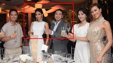 Lan Khuê và ông xã tương lai Tuấn John công khai xuất hiện bên bạn bè nghệ sĩ.