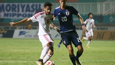 Cầu thủ Olympic UAE cũng bị hao mòn thể lực trước bán kết như Olympic Việt Nam. Ảnh: Quang Thịnh