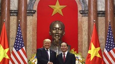 Chủ tịch nước Trần Đại Quang tiếp đón Tổng thống Donald J. Trump tại Phủ Chủ tịch tháng 11/2017