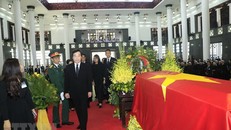 Thủ tướng Hàn Quốc Lee Nak-yeon viếng Chủ tịch nước Trần Đại Quang