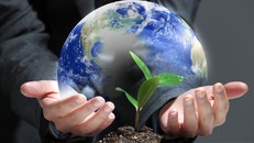 'Thay đổi tư duy thay vì thay đổi khí hậu'