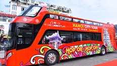 Buýt hai tầng ở Hà Nội trung bình có bảy khách mỗi lượt