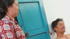 Anh Cà Rê và vợ tại căn phòng trọ - Ảnh: Kim Hà