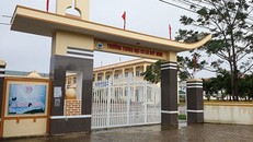 Trường THCS Duy Ninh ở xã Duy Ninh (Quảng Ninh, Quảng Bình).