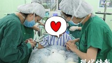 Bé gái 3 tuổi trở thành bệnh nhân ung thư vú trẻ nhất thế giới